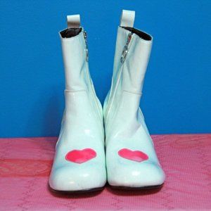 UNIF, Moxie Heart Boots, US11, Gently Worn